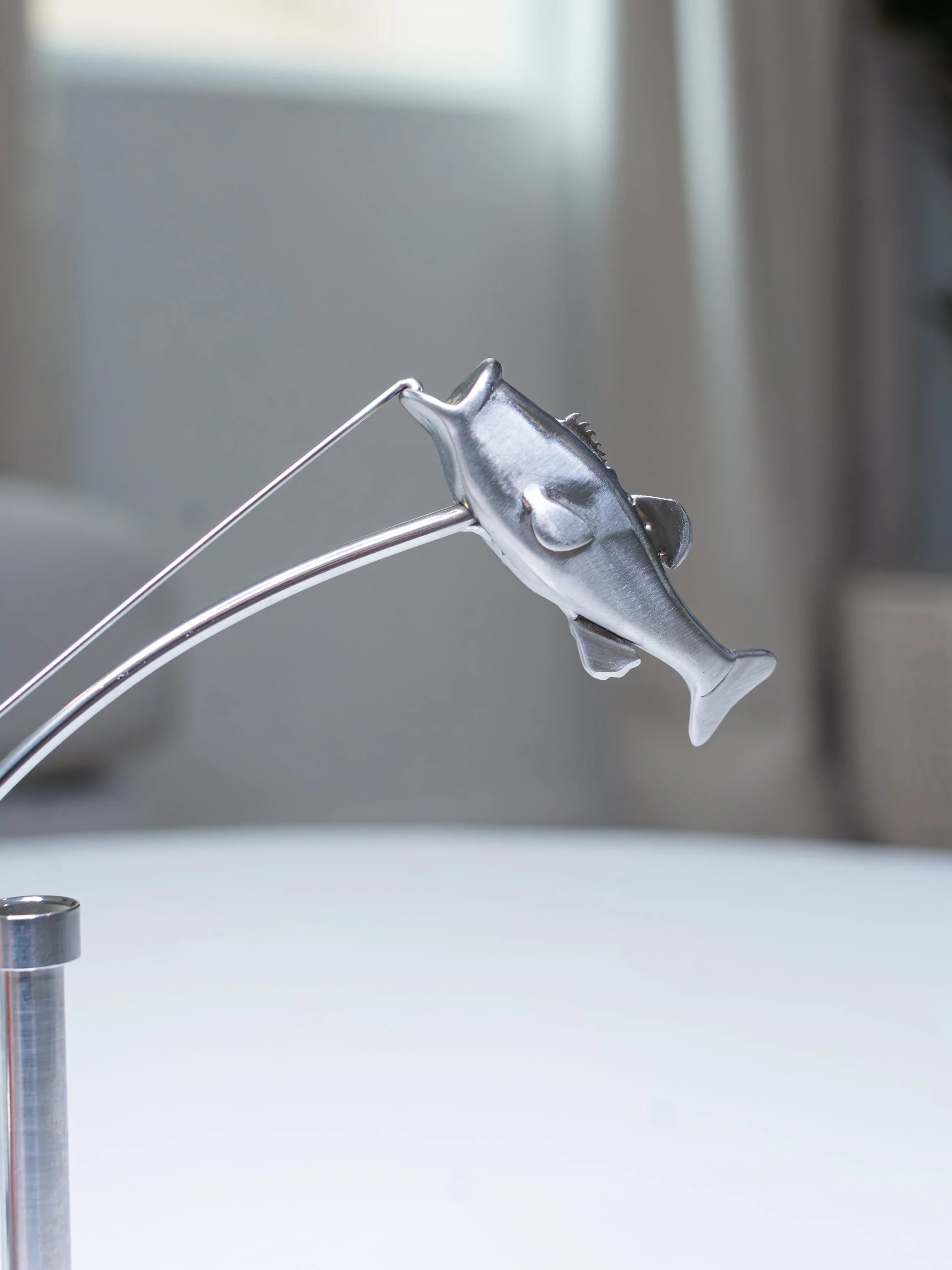 HookedBalance™ – Unique fisherman sculpture & stylish balance decor! - VidaVora